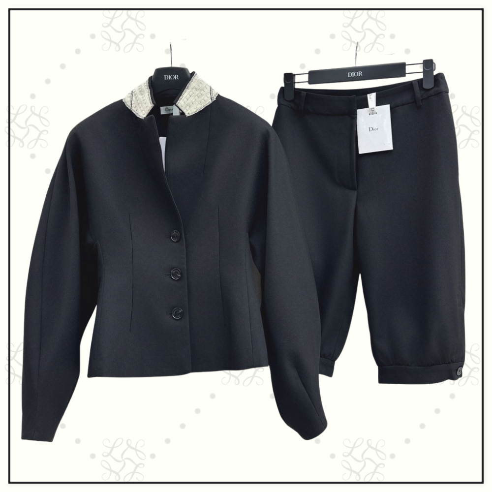 VIRGIN WOOL FITTED JACKET & BERMUDA PANTS