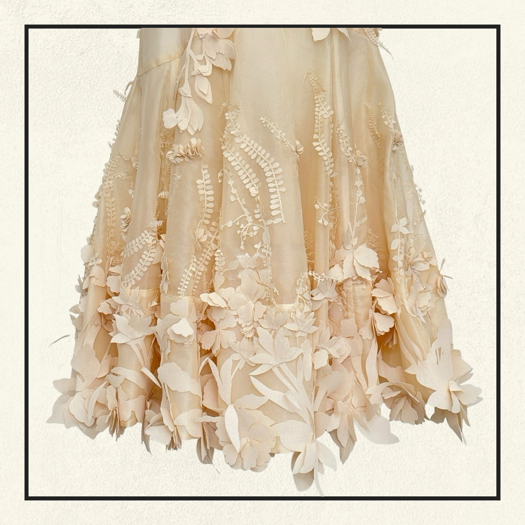 HYPNOTIC FLORAL APPLIQUÉ SILK BLOUSE & SKIRT