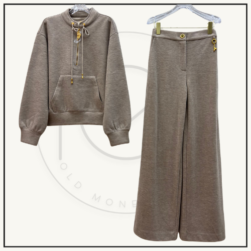 TRACKSUIT SET