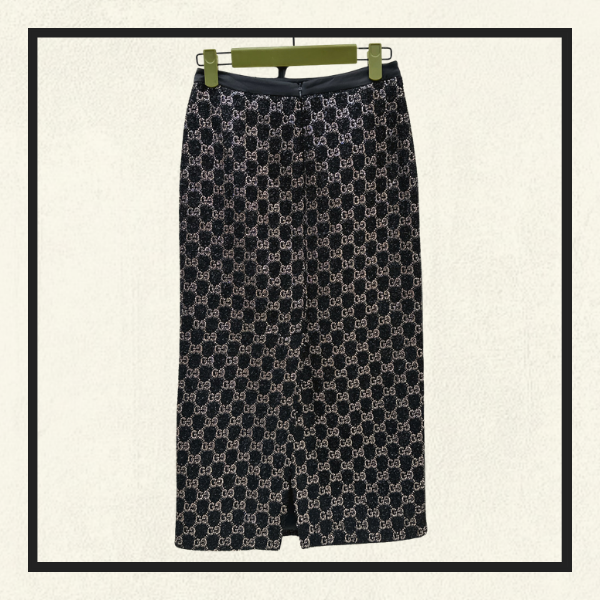 CRYSTAL EMBELLISHED TOP & PENCIL SKIRT
