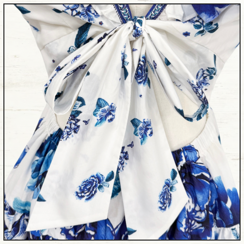 TIERED SHORT DRESS WITH NECK FRILL