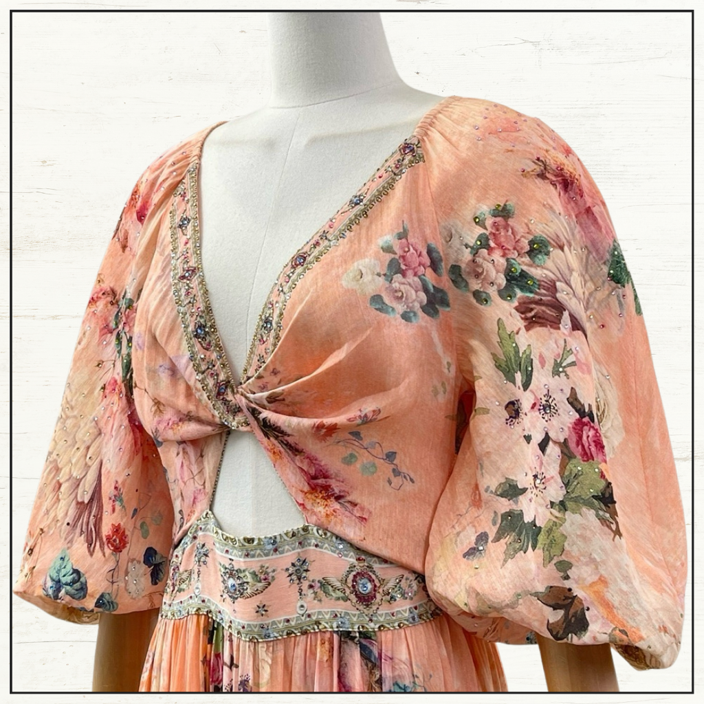 TIERED PUFF SLEEVE DRESS