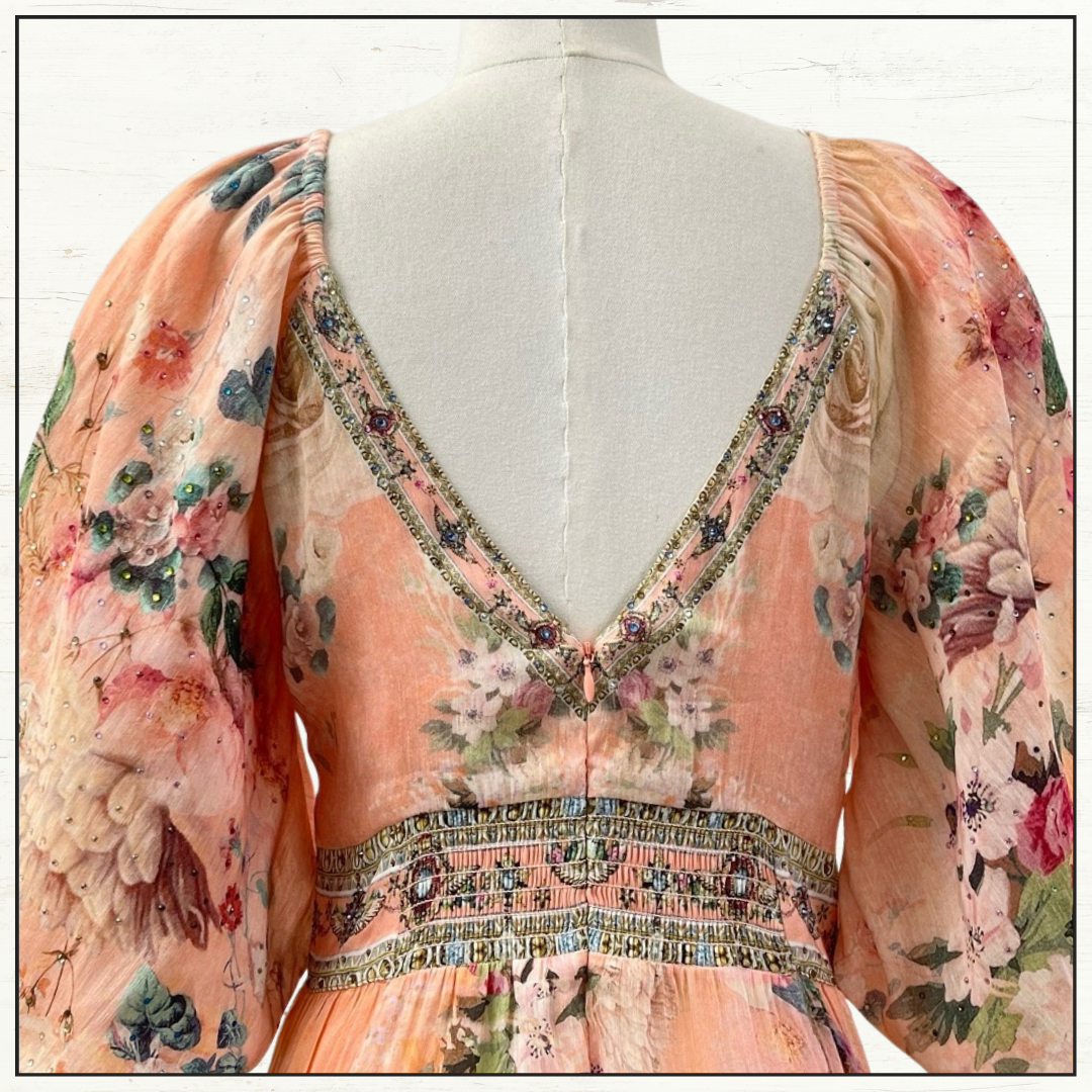 TIERED PUFF SLEEVE DRESS