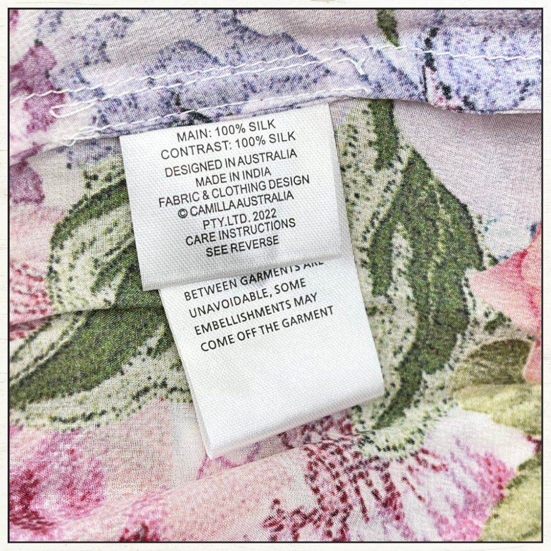 V NECK WITH BLOUSON SLEEVE DRESS