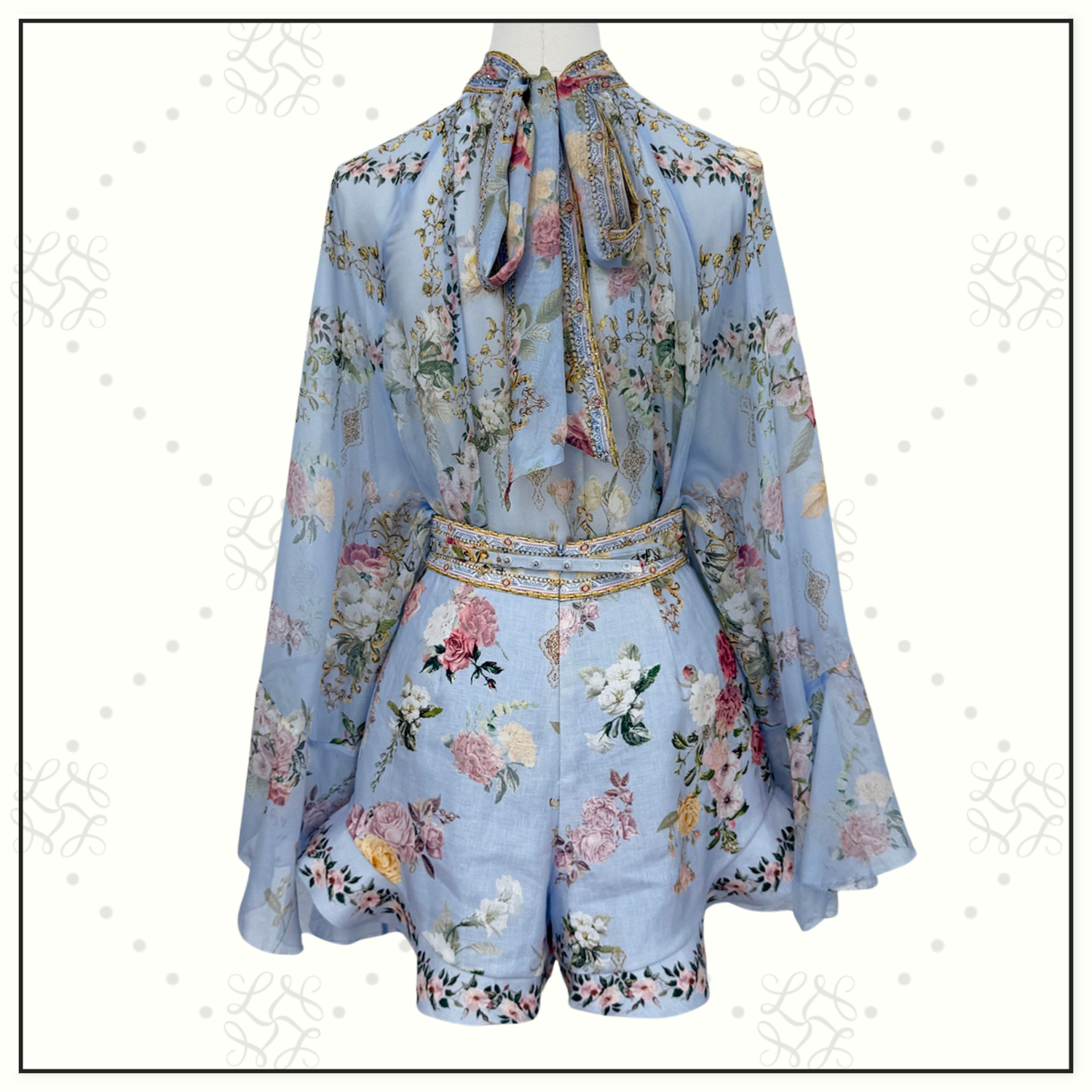 RUFFLED TOP WITH SHORTS