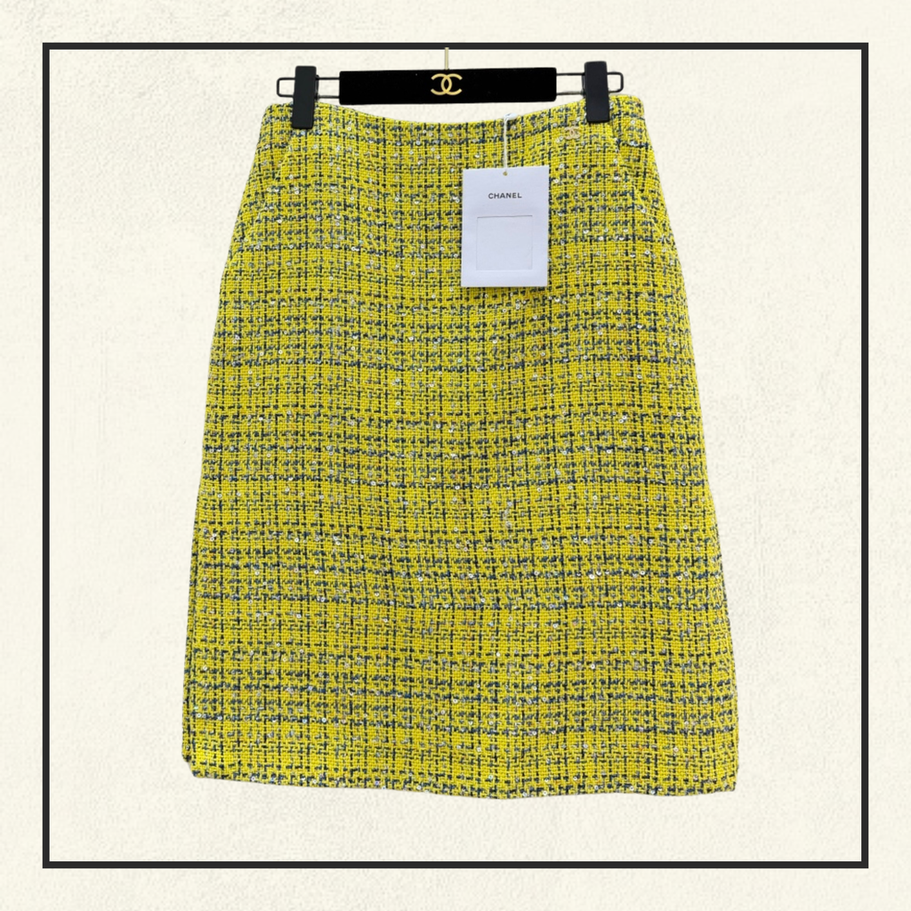 TWEED JACKET & MIDI SKIRT