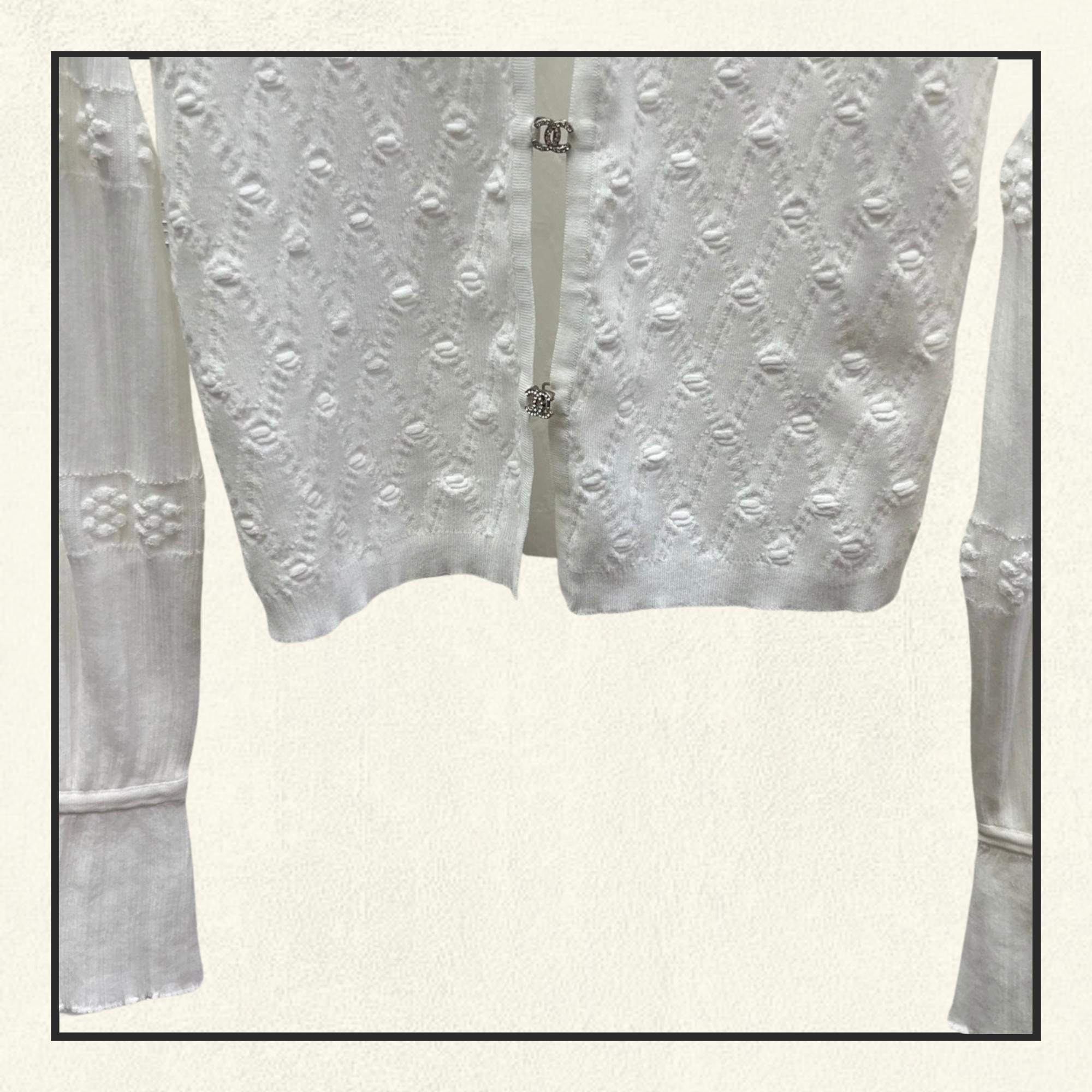 KNIT CARDIGAN