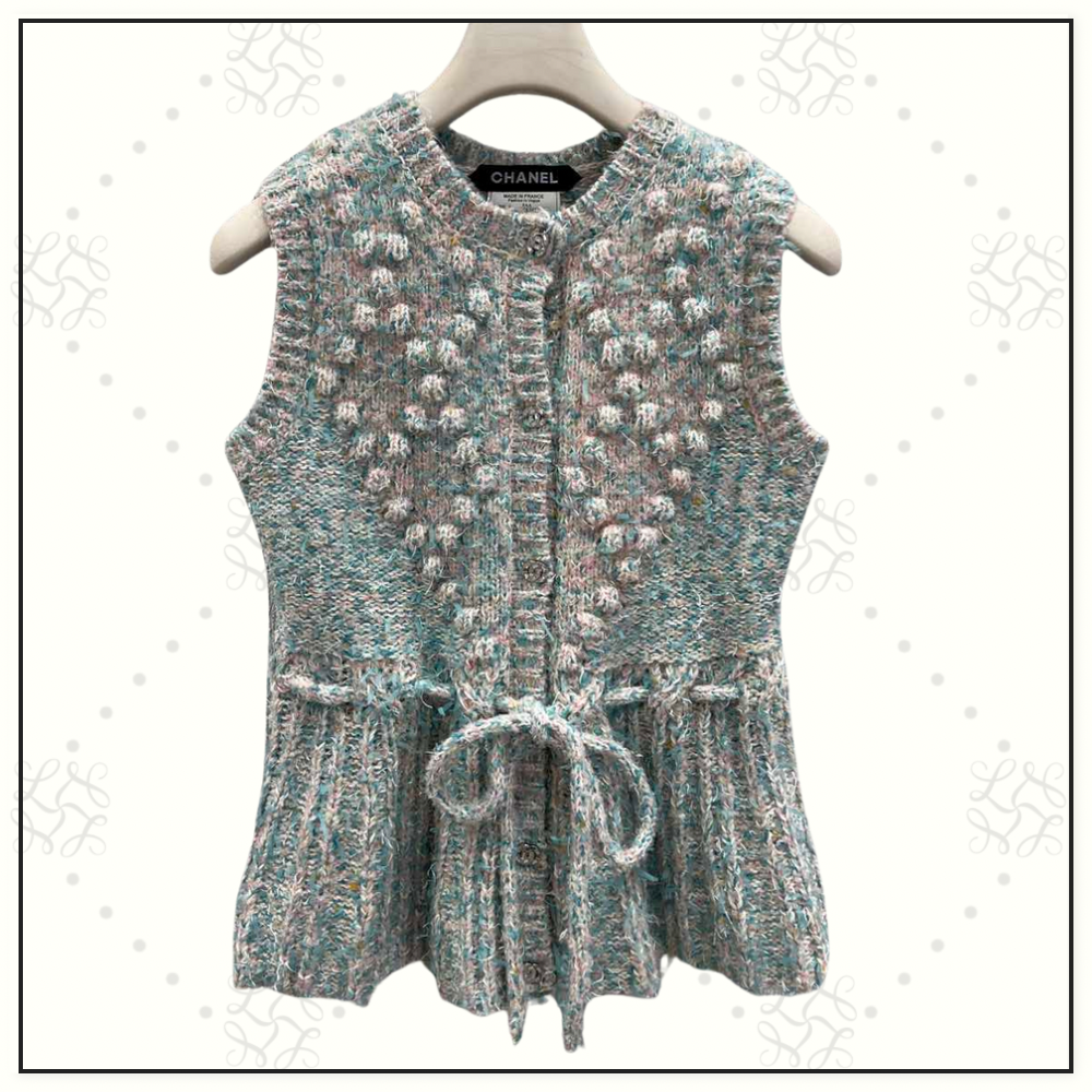 CASHMERE KNIT VEST WITH DRAWSTRING WAIST