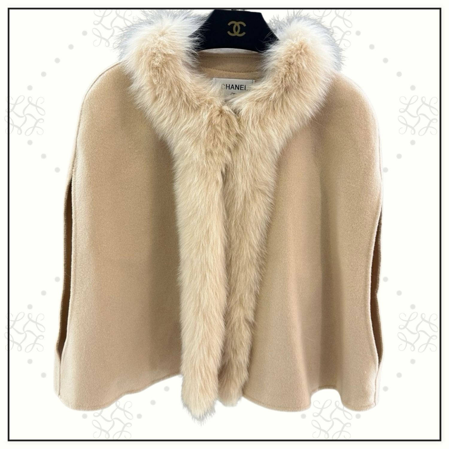 CASHMERE CAPE WITH FOX FUR COLLAR