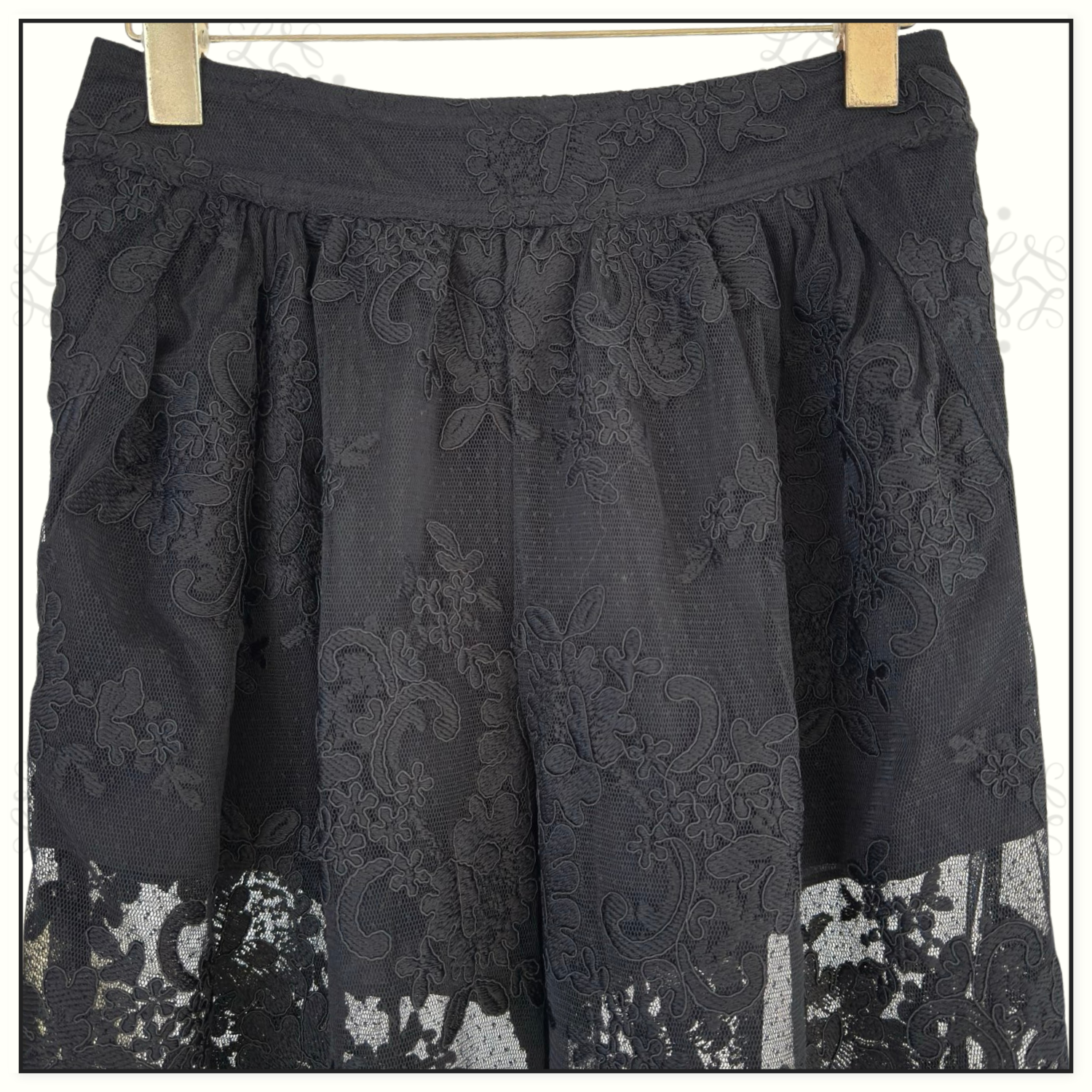 HYPNOTIC LACE BODICE & LACE HAREM PANT