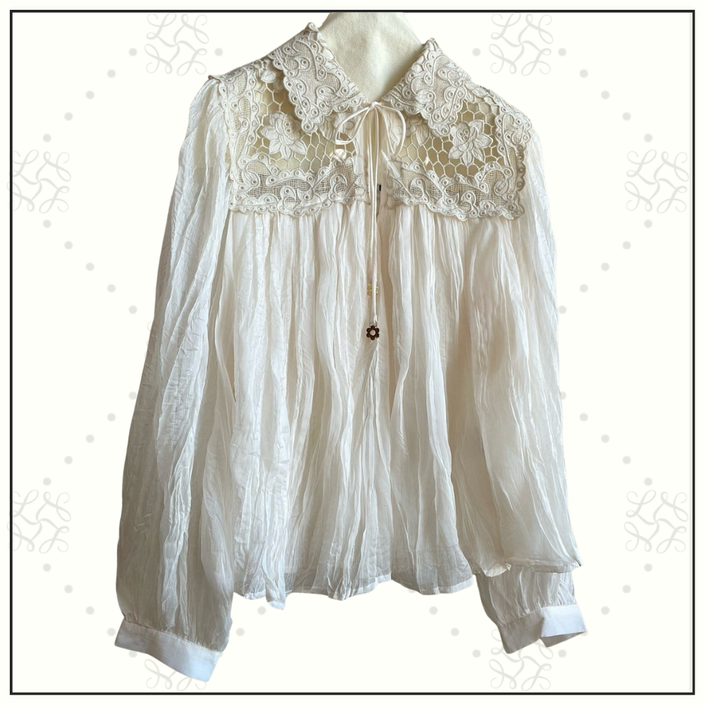 VINTAGE STYLE LACE COLLAR BLOUSE