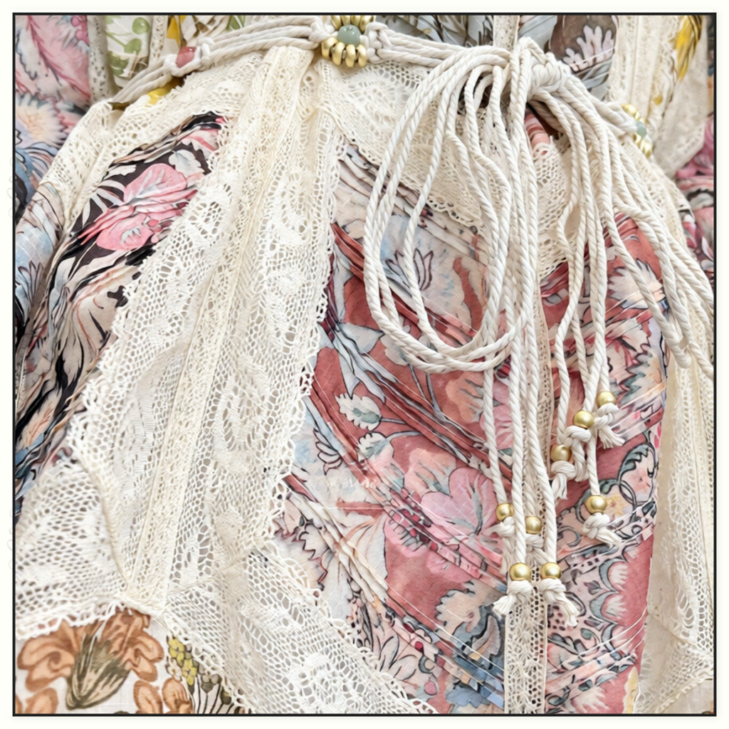 DAYLIGHT FLUTTER DRESS