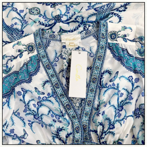 SHAPED WAISTBAND DRESS WITH RUFFLE SLEEVE