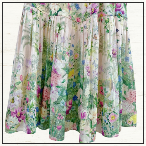 LACE UP FRONT BLOUSE & HEM FRILL SKIRT