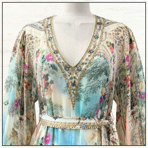 BLOUSON SLEEVE TRAPEZE DRESS