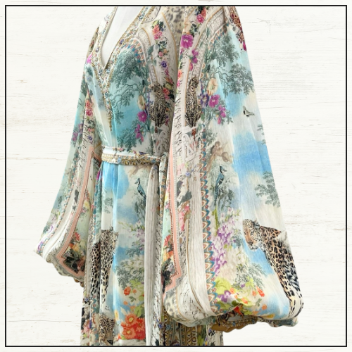 BLOUSON SLEEVE TRAPEZE DRESS