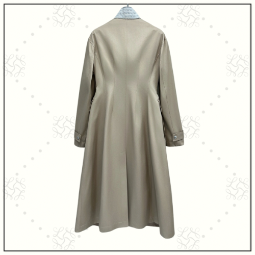 TRENCH COAT WITH INTEGRATED CORSET