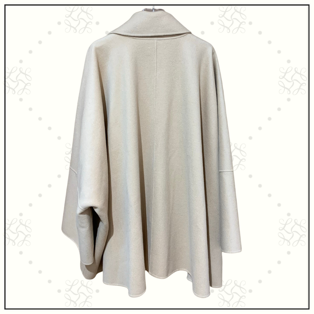 VIRGIN WOOL CAPE