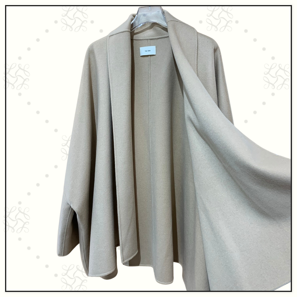 VIRGIN WOOL CAPE