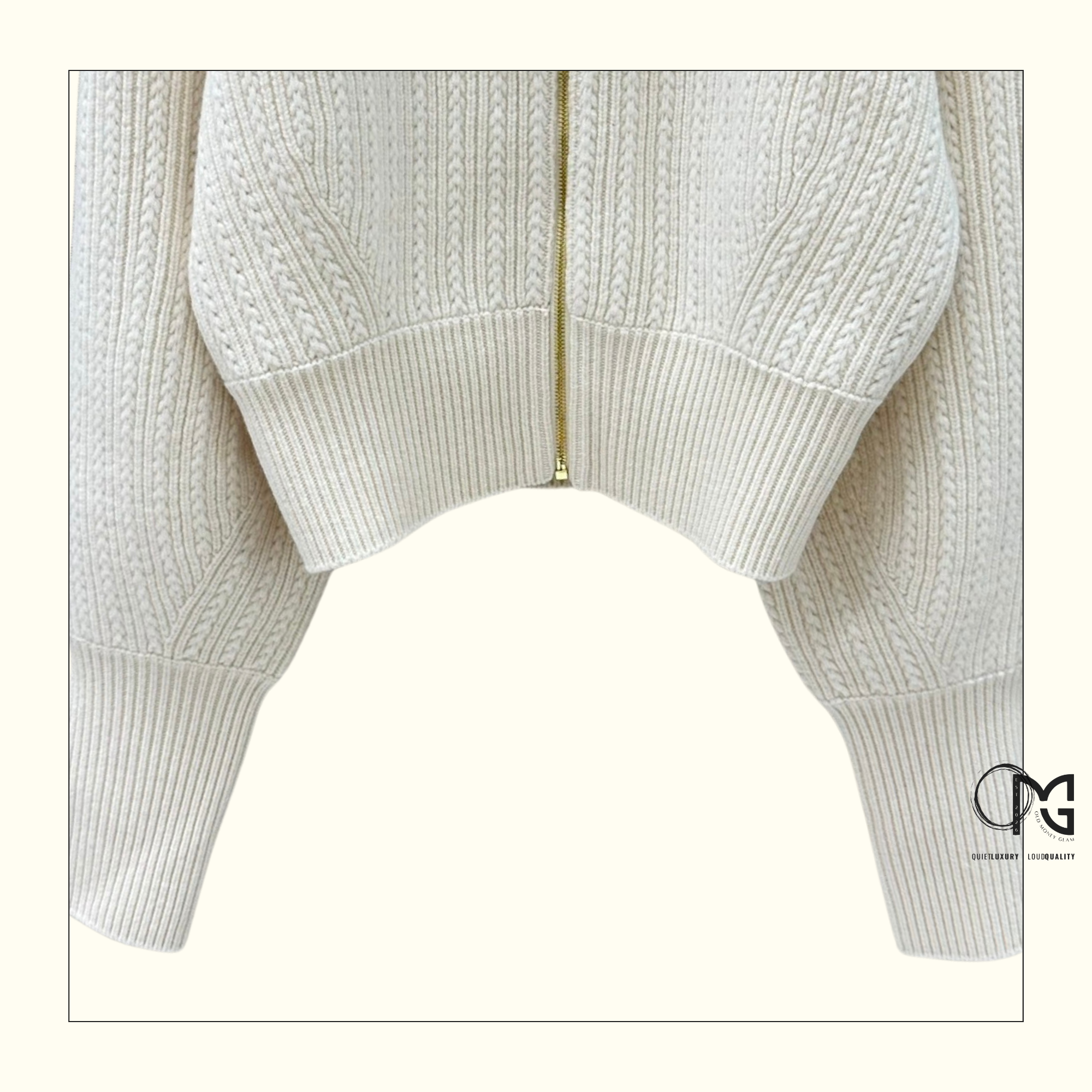 CROPPED RIB KNIT SWEATER