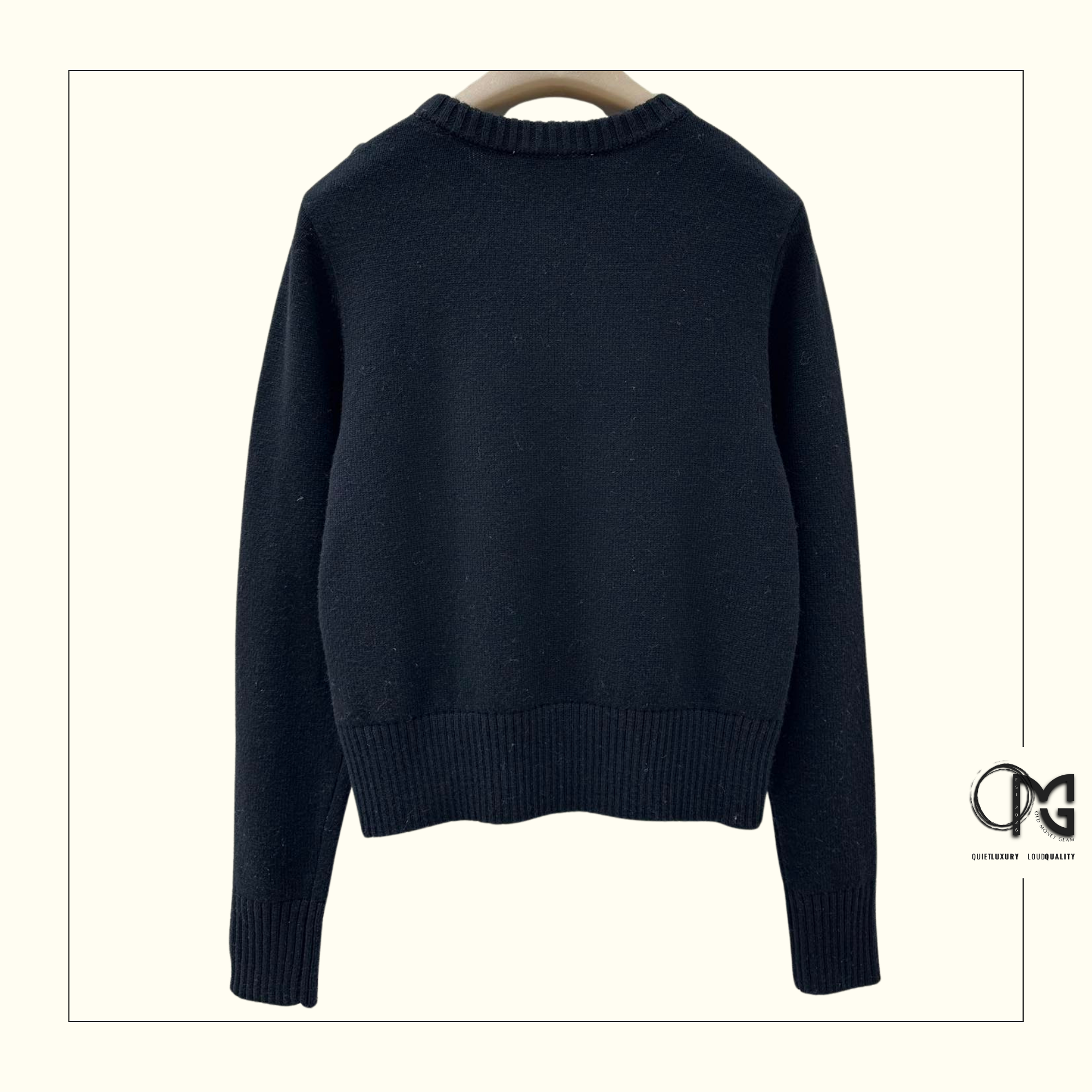 WOOL KNIT SWEATER