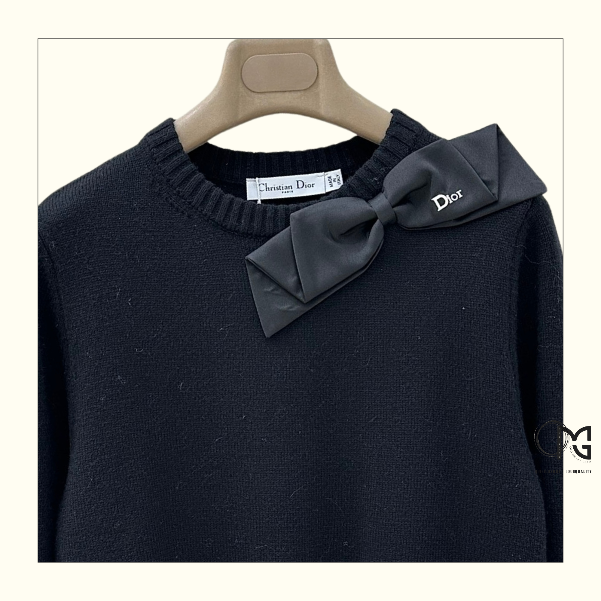 WOOL KNIT SWEATER