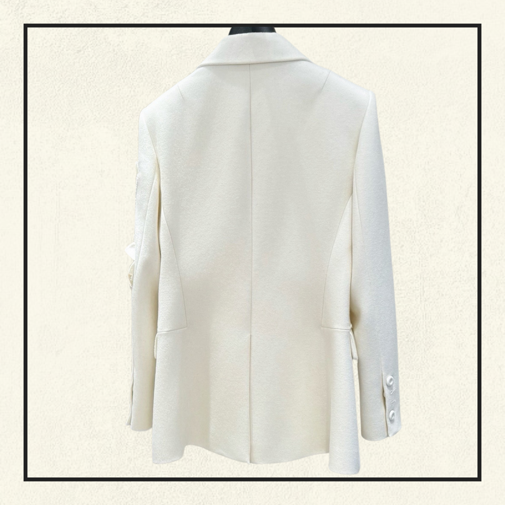 FLORAL APPLIQUÉ BLAZER