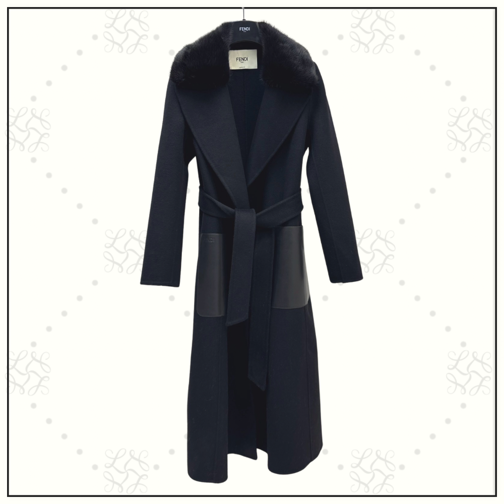 WOOL COAT WITH FUR COLLAR