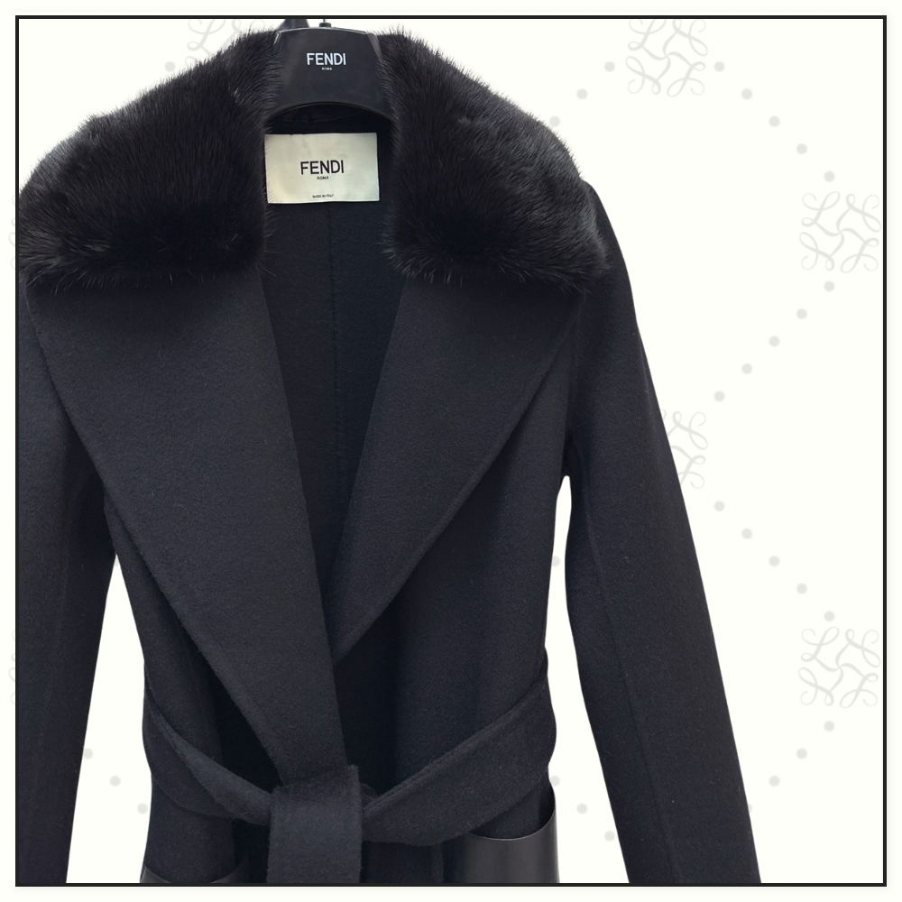 WOOL COAT WITH FUR COLLAR