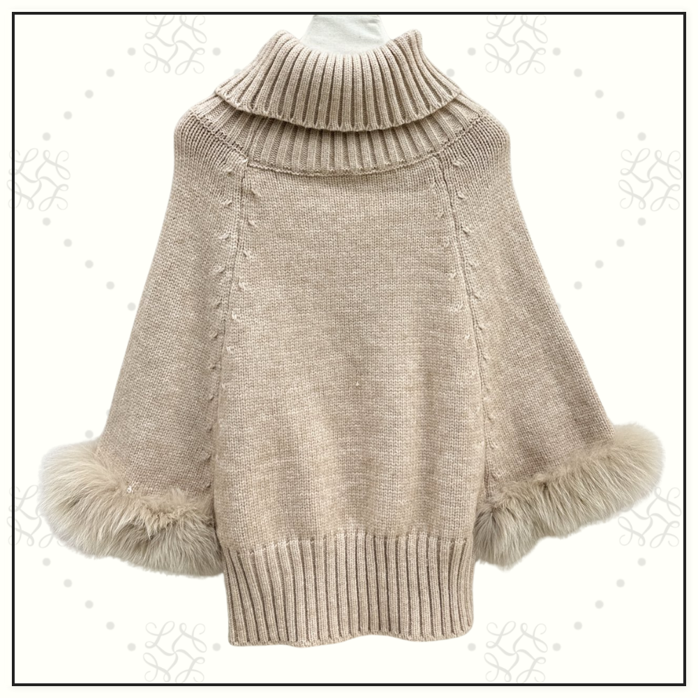 WOOL CABLE KNIT WITH FUR TRIM CAPE