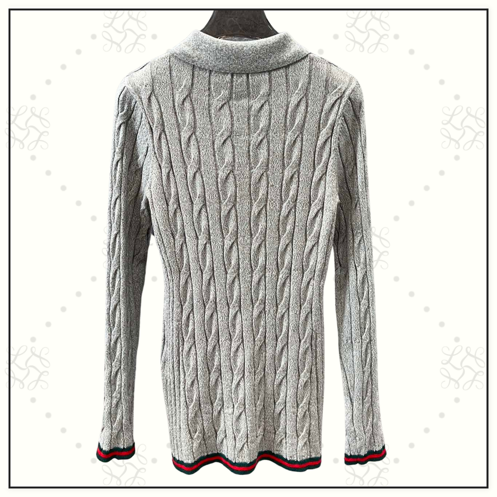 RIBBED TRIM CABLE KNIT TOP