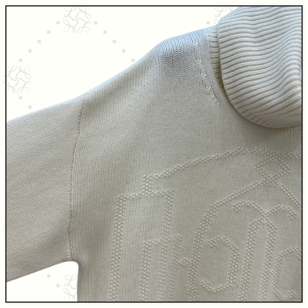 CASHMERE H LIFT SWEATER