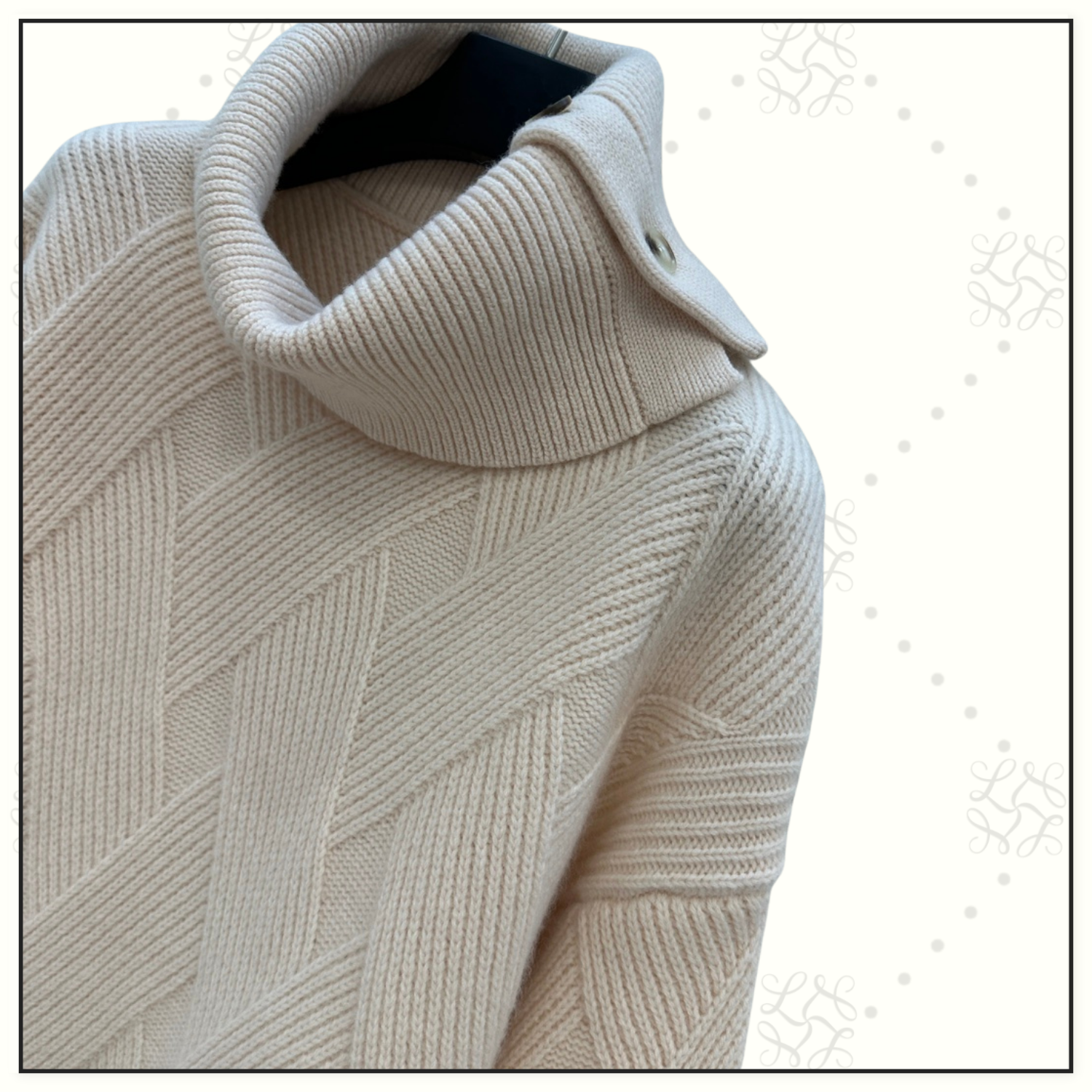 CASHMERE SWEATER WITH BRAIDING MOTIF
