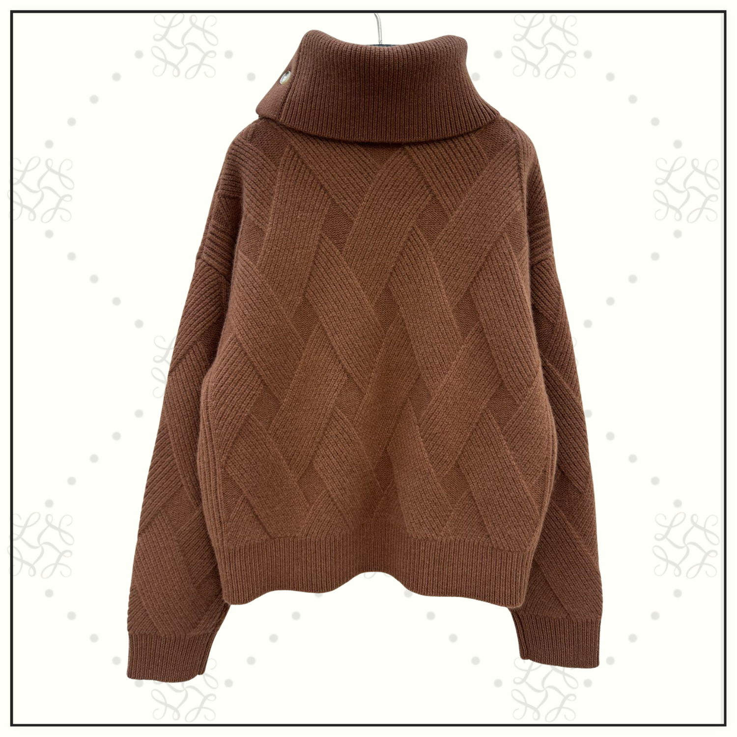 CASHMERE SWEATER WITH BRAIDING MOTIF