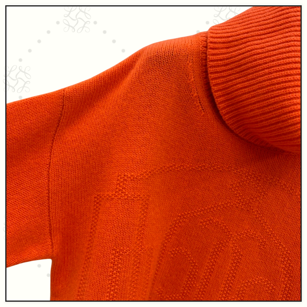 CASHMERE H LIFT SWEATER