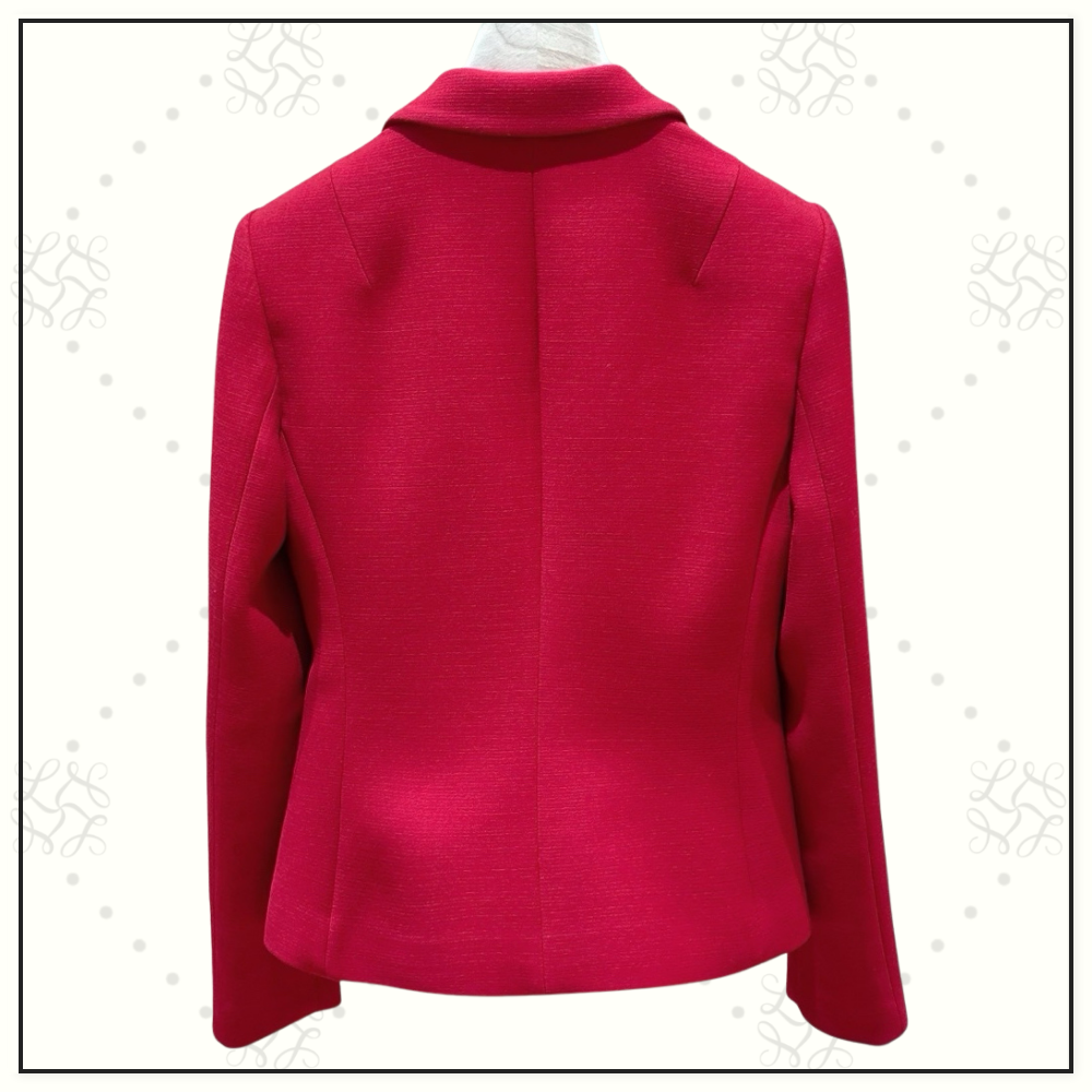 TAILORED BLAZER & PENCIL SKIRT