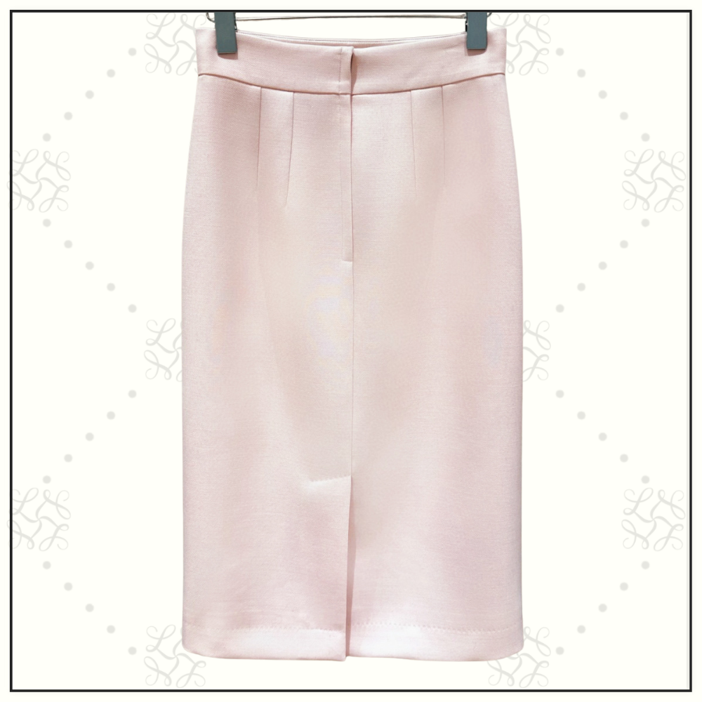 TAILORED BLAZER & PENCIL SKIRT