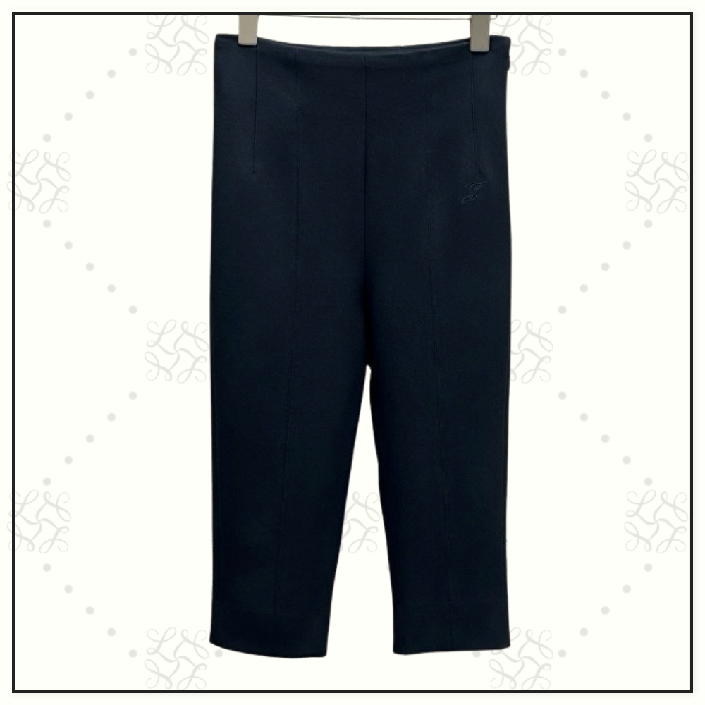 LA PANTALON CAPRI