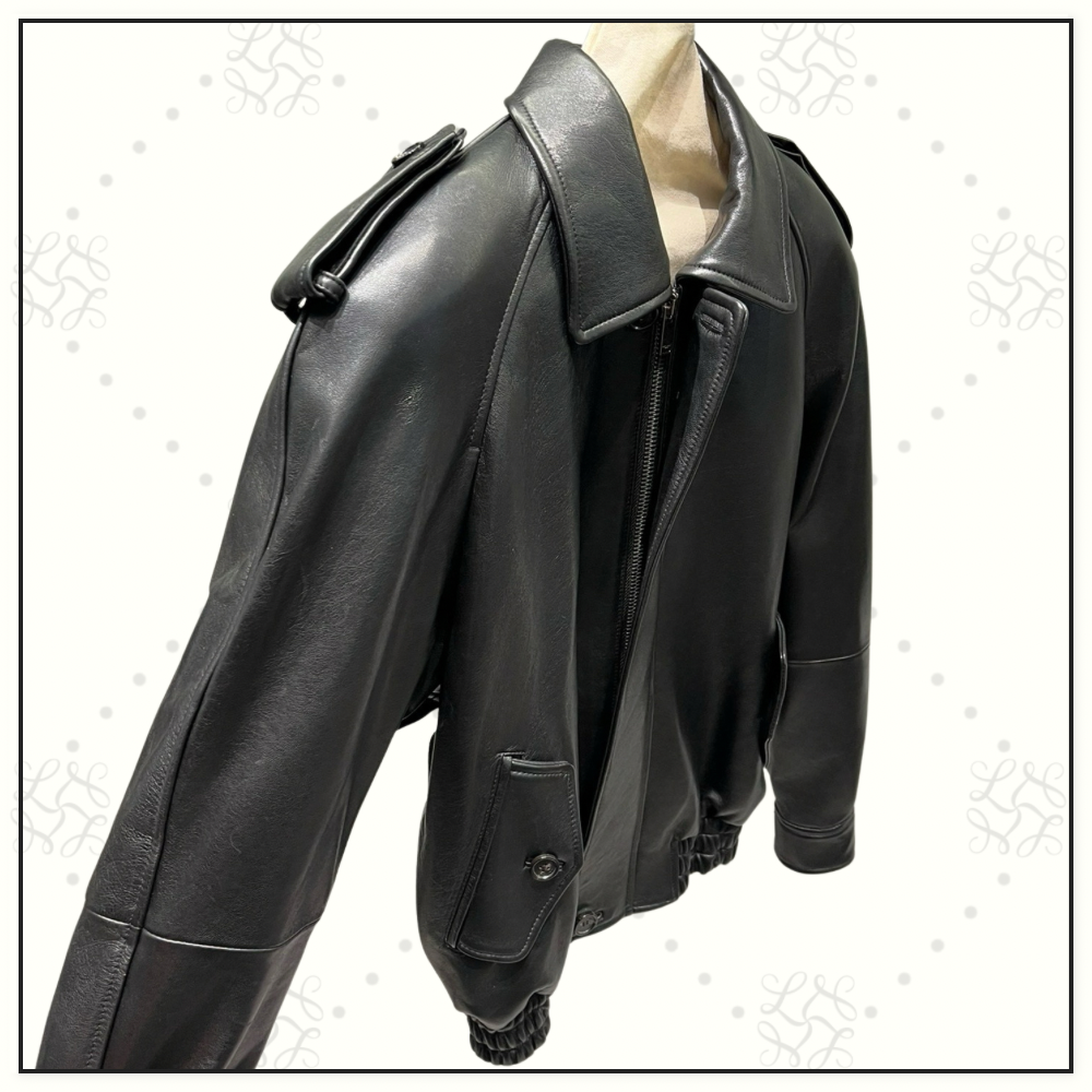 LEATHER BOMBER JACKET