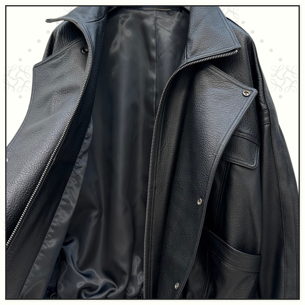 LEATHER BOMBER JACKET