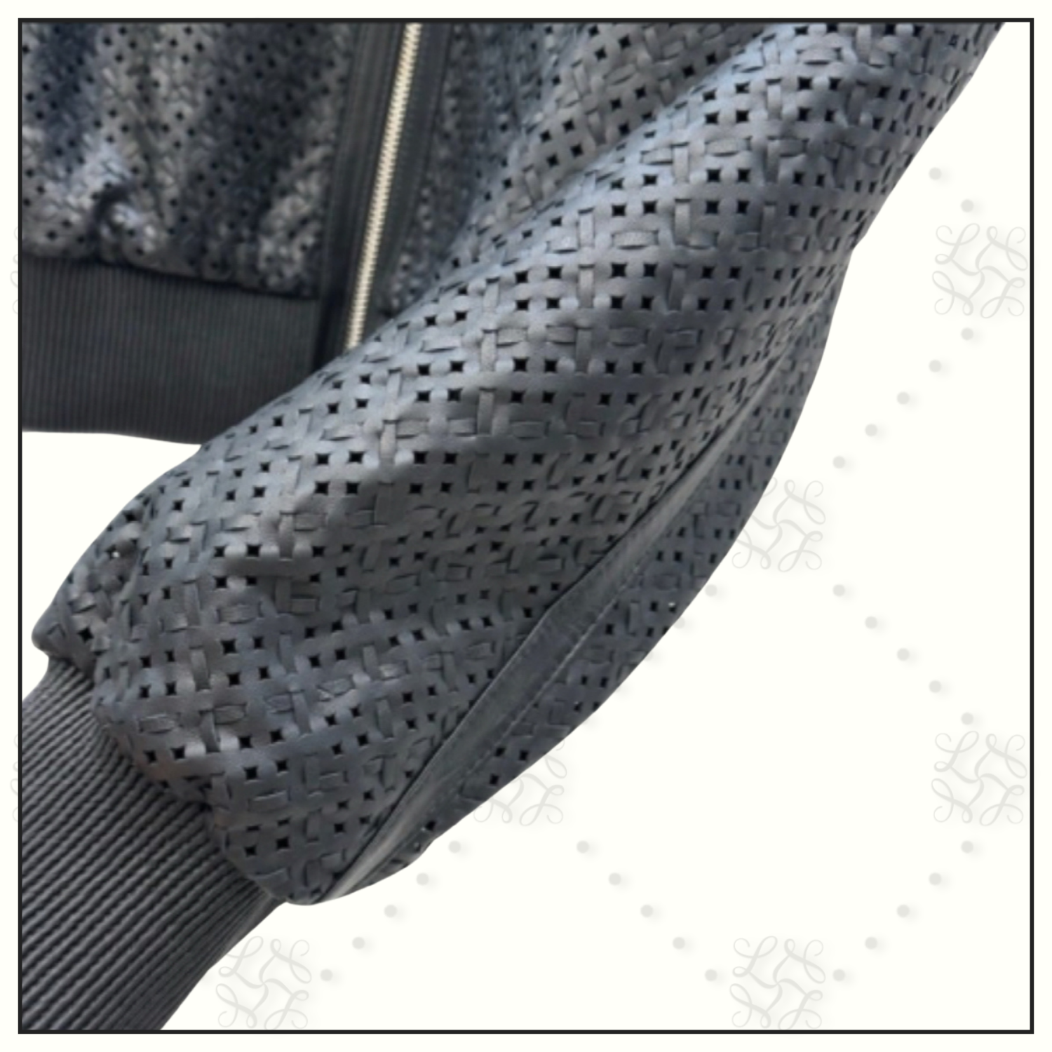 LEATHER BOMBER JACKET