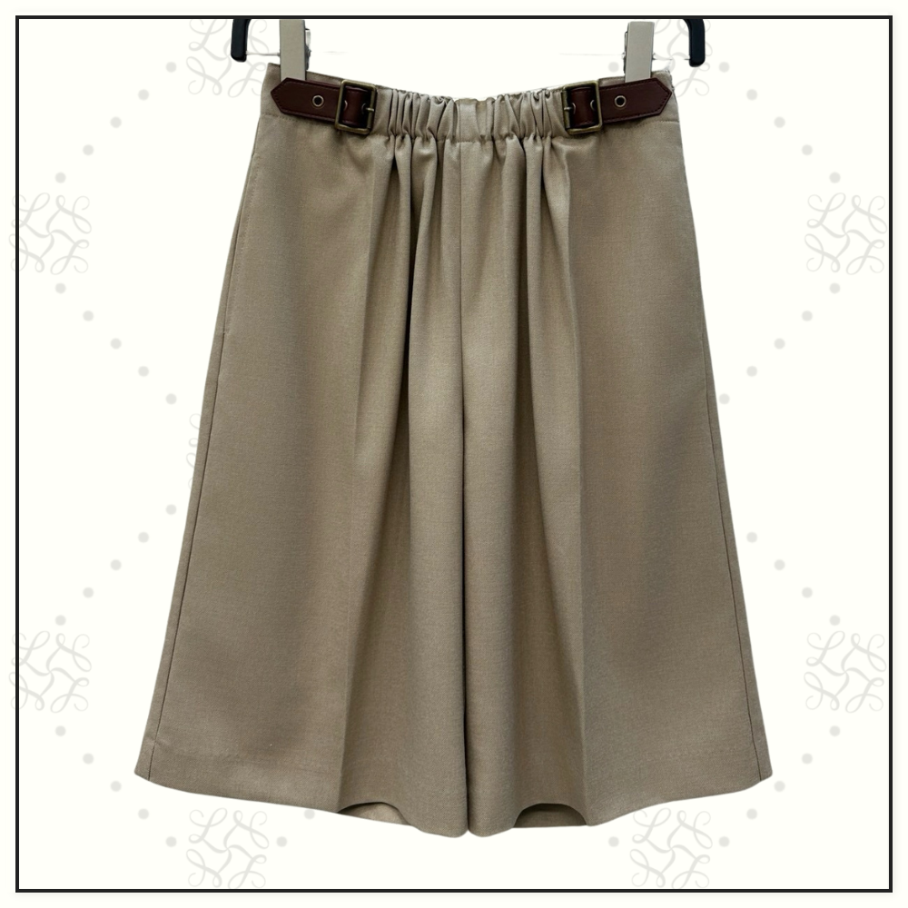 BELTED WOOL SHORTS