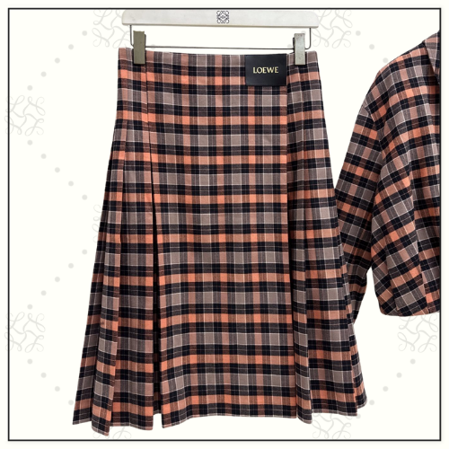 WOOL BLEND DRAPED JACKET & PLEATED SKIRT