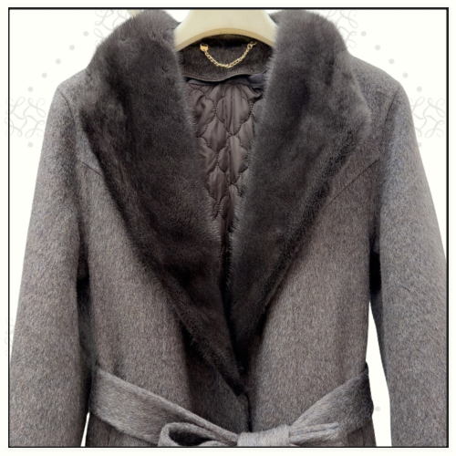 FOX FUR COLLAR COAT