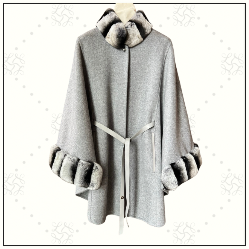 CHINCHILLA COLLAR SALZBURG CAPE