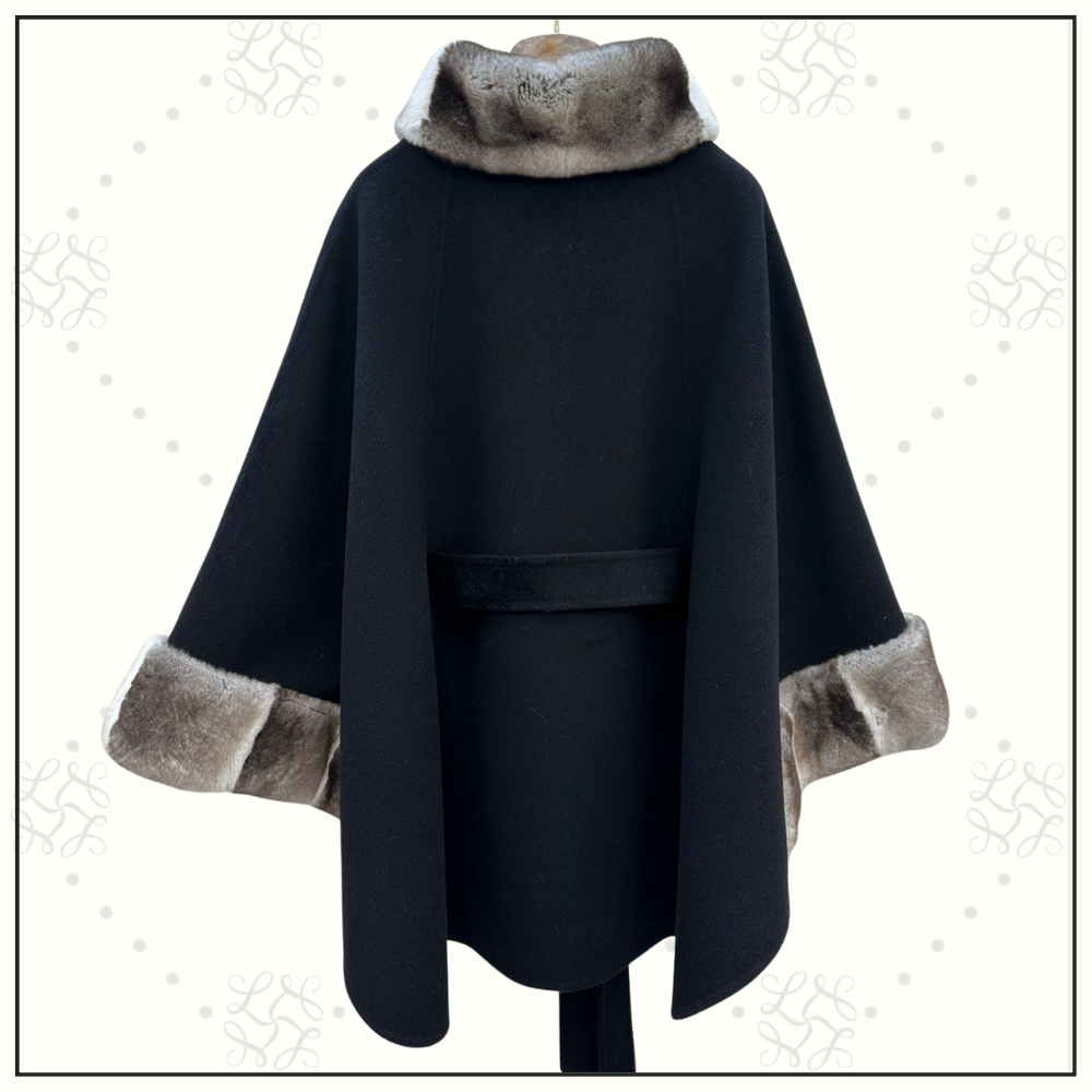 CHINCHILLA COLLAR SALZBURG CAPE