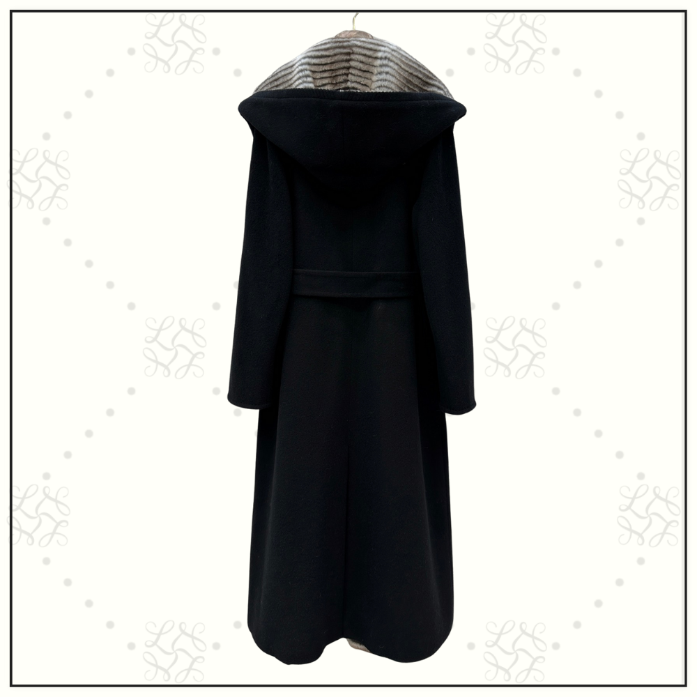 CASHMERE COAT WITH FUR COLLAR