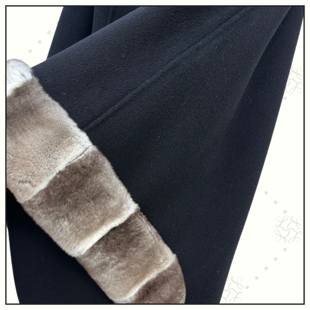 CHINCHILLA COLLAR SALZBURG CAPE