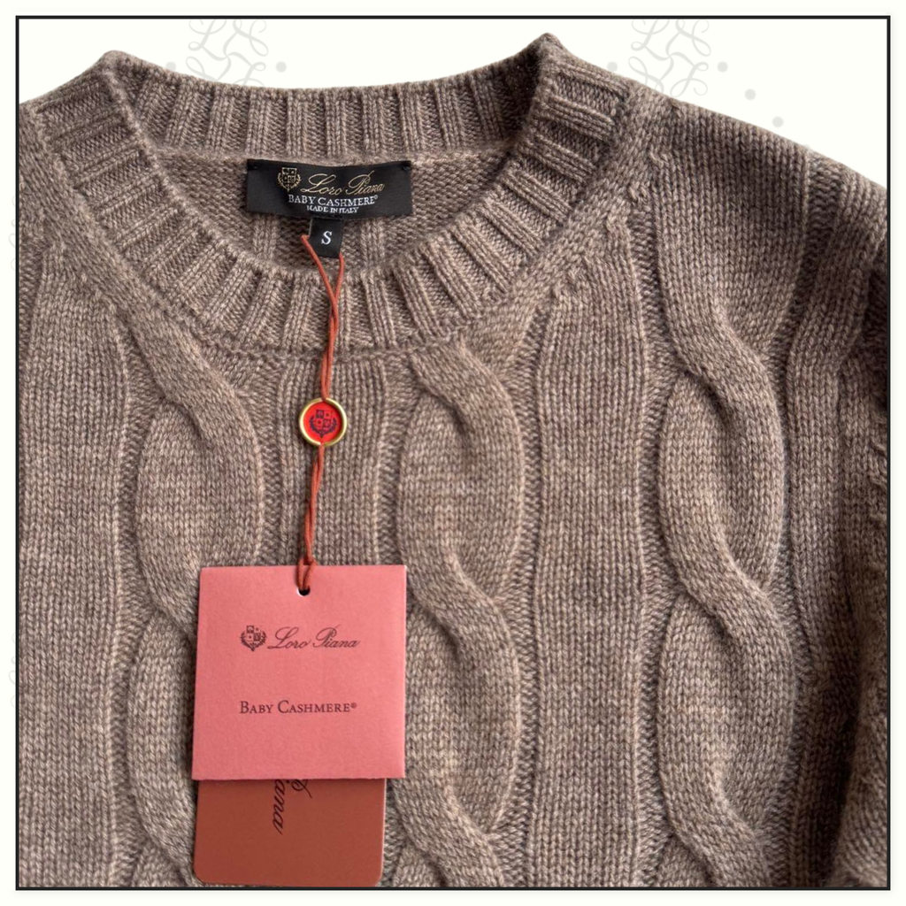 CASHMERE CABLE KNIT SWEATER