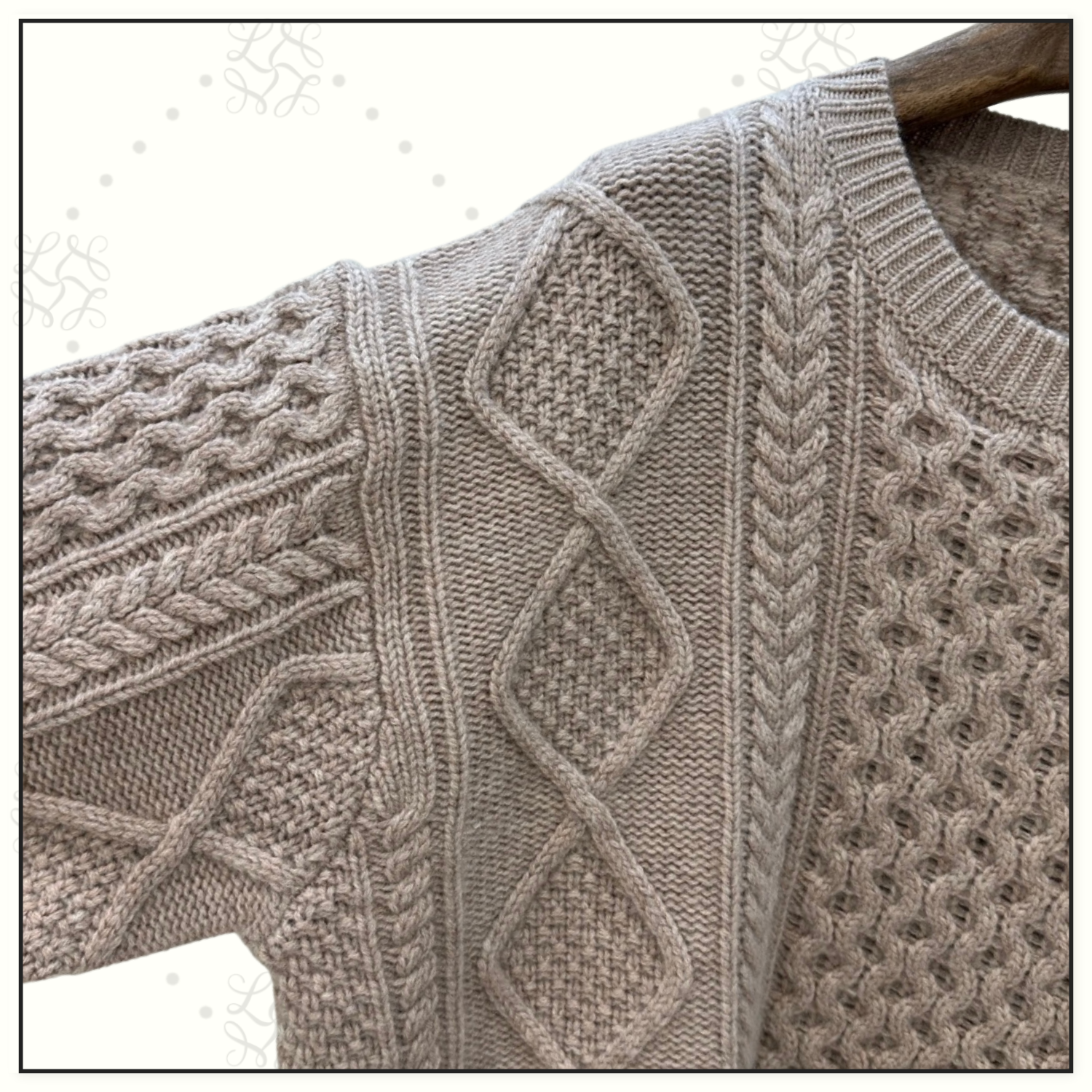 BABY CASHMERE CABLE KNIT SWEATER